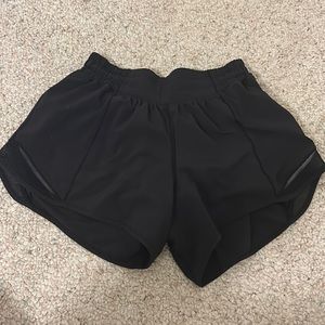 Black hotty hot Lululemon shorts 4 inch